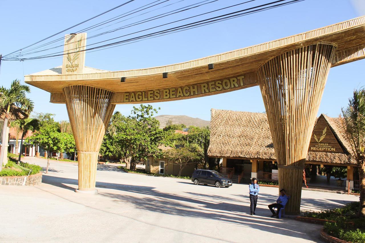 Eagles Beach Resort Phan Thiết Buitenkant foto