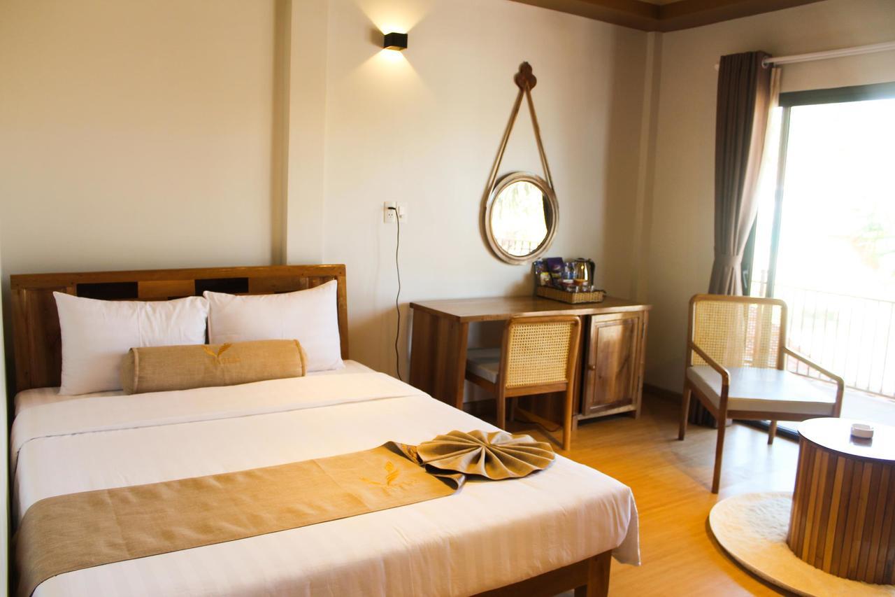Eagles Beach Resort Phan Thiết Buitenkant foto