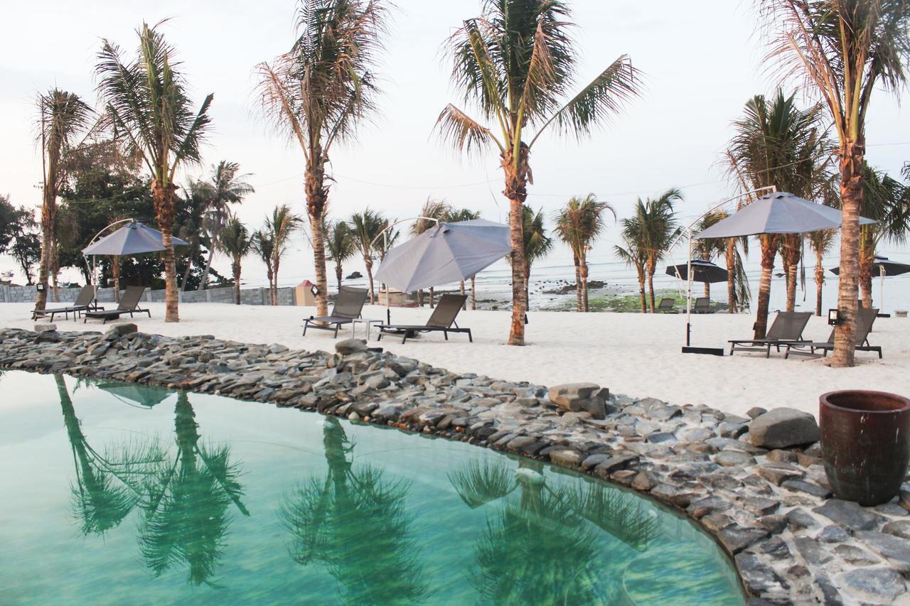 Eagles Beach Resort Phan Thiết Buitenkant foto