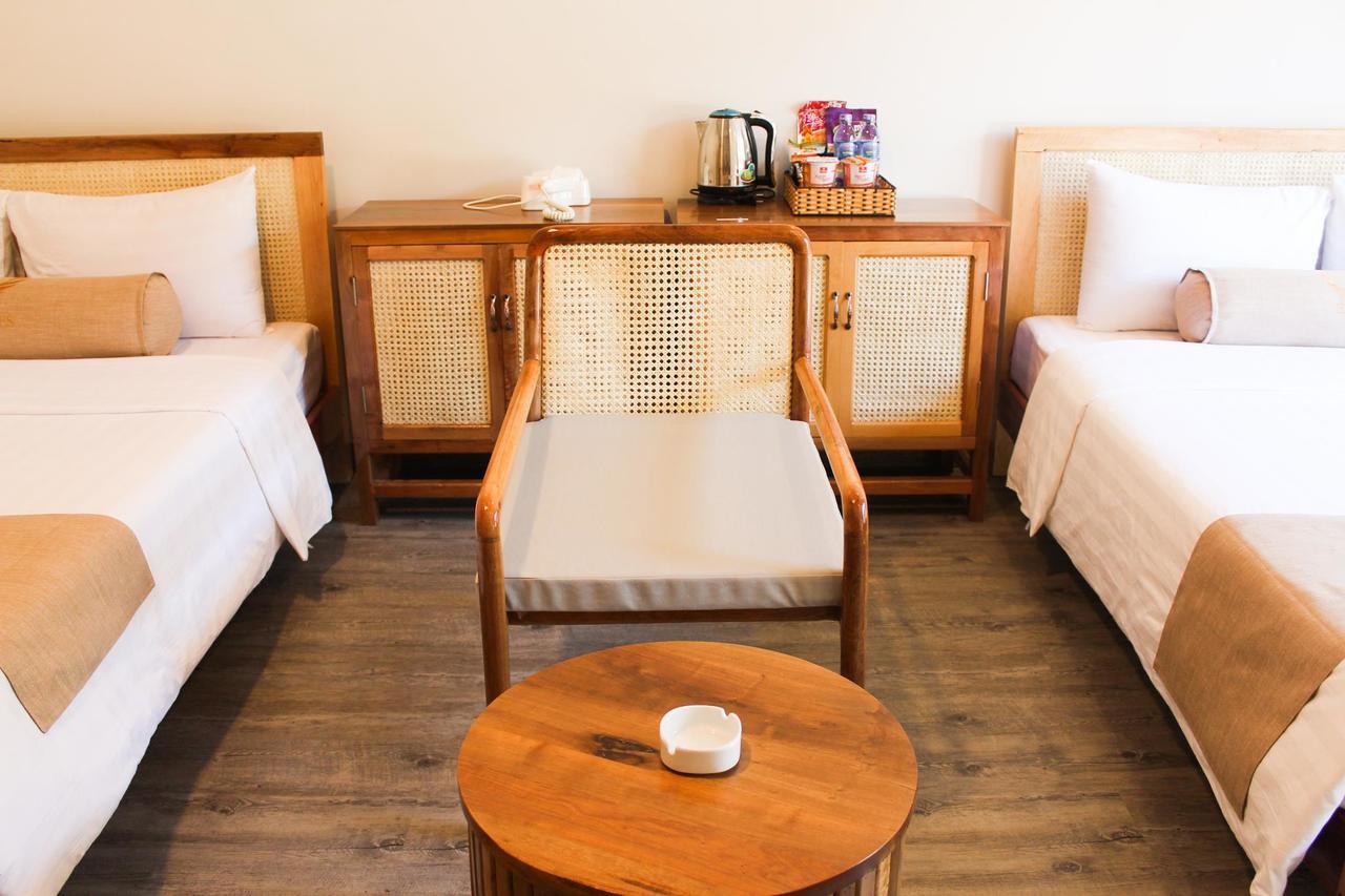 Eagles Beach Resort Phan Thiết Buitenkant foto