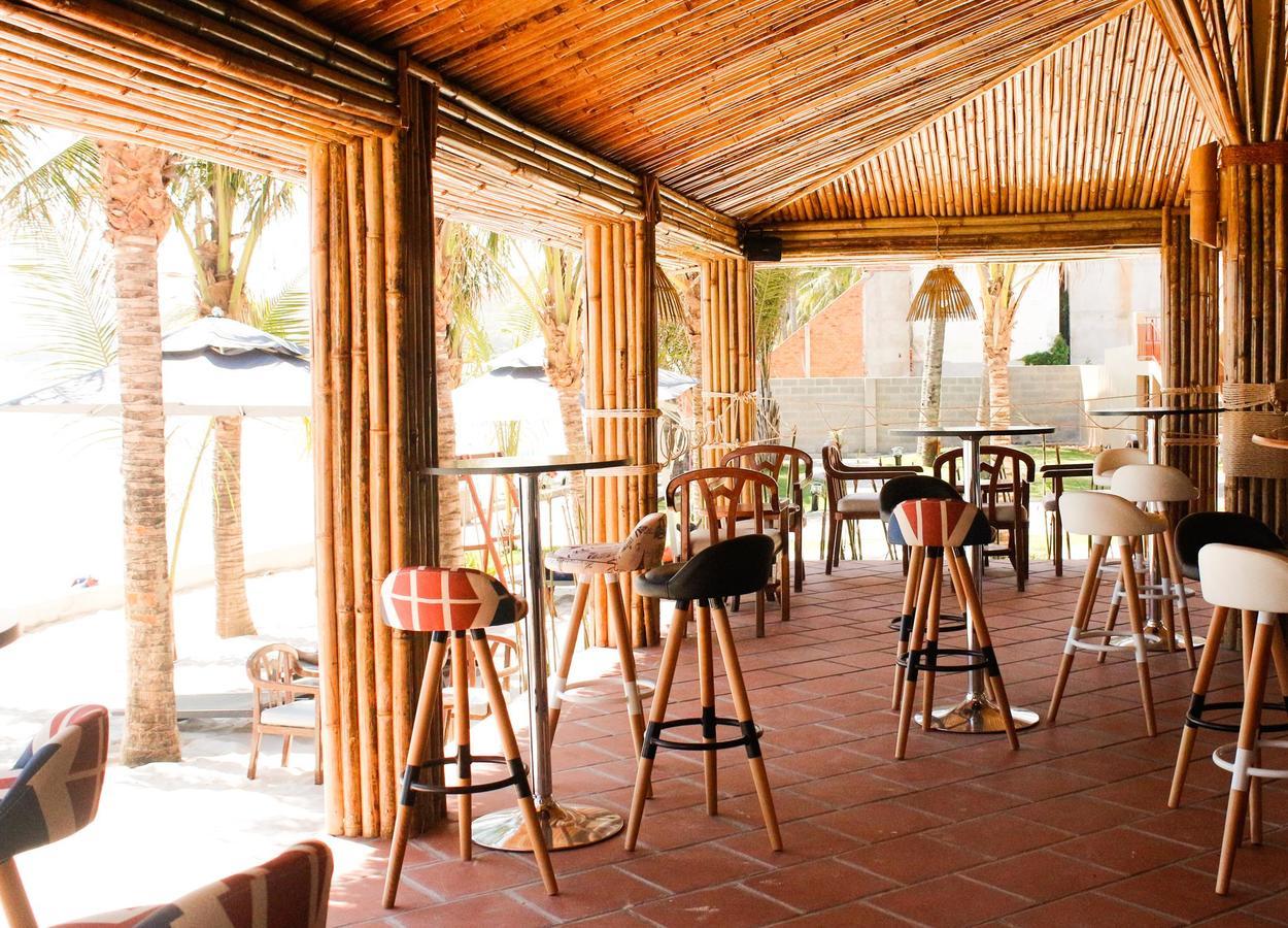 Eagles Beach Resort Phan Thiết Buitenkant foto