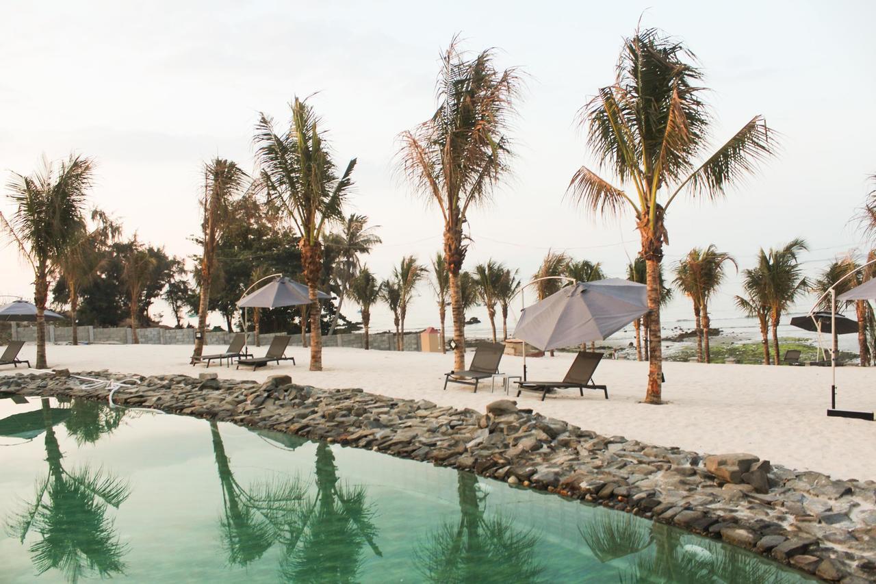 Eagles Beach Resort Phan Thiết Buitenkant foto